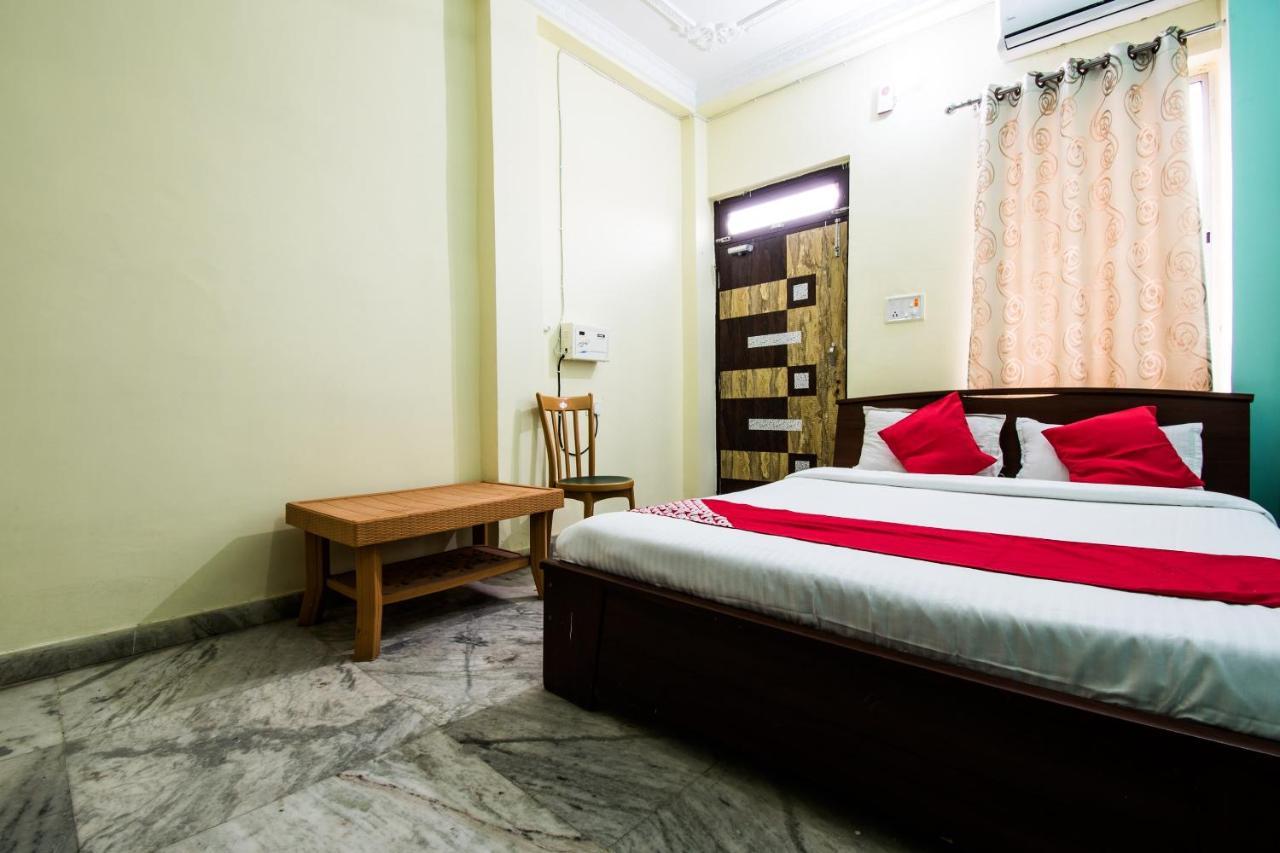 Oyo 24087 Viraj Hotel Danapur Екстериор снимка