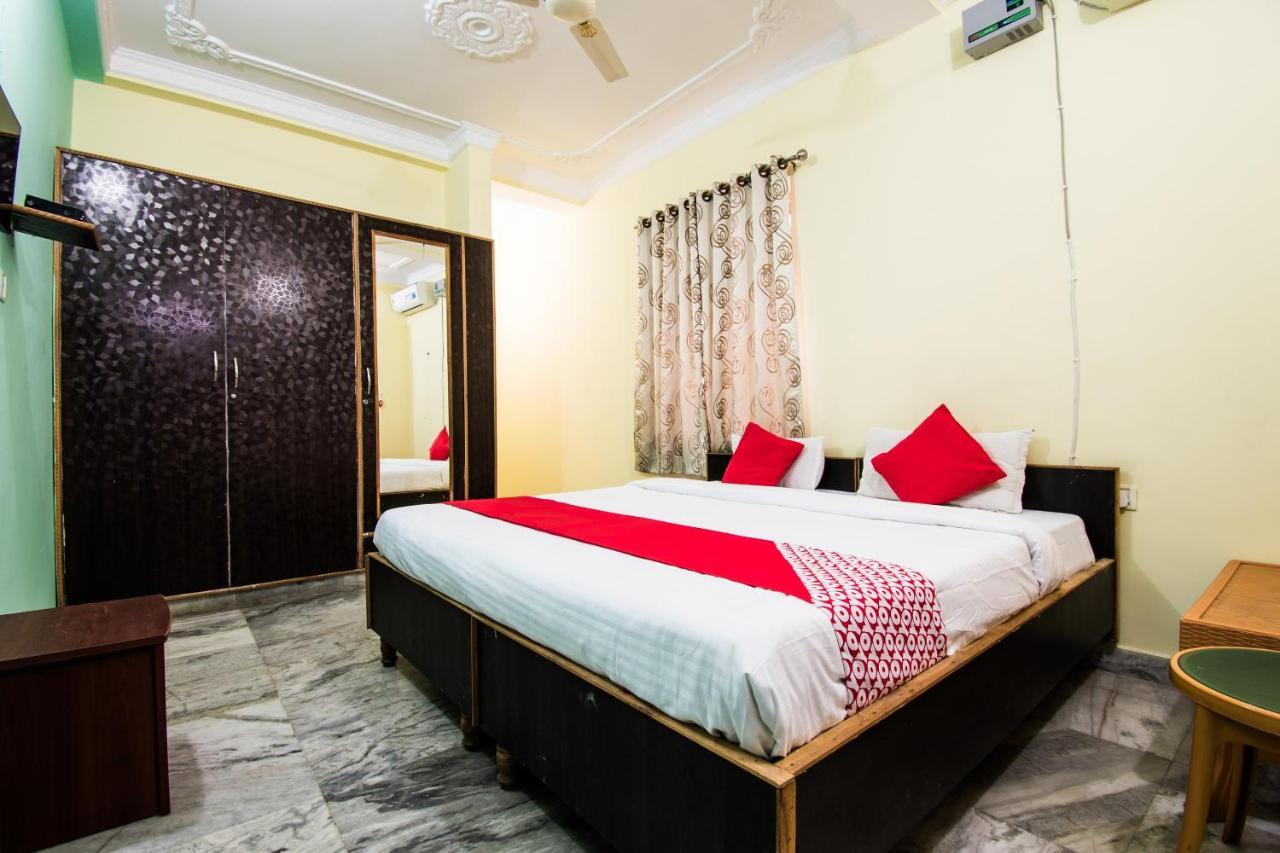 Oyo 24087 Viraj Hotel Danapur Екстериор снимка
