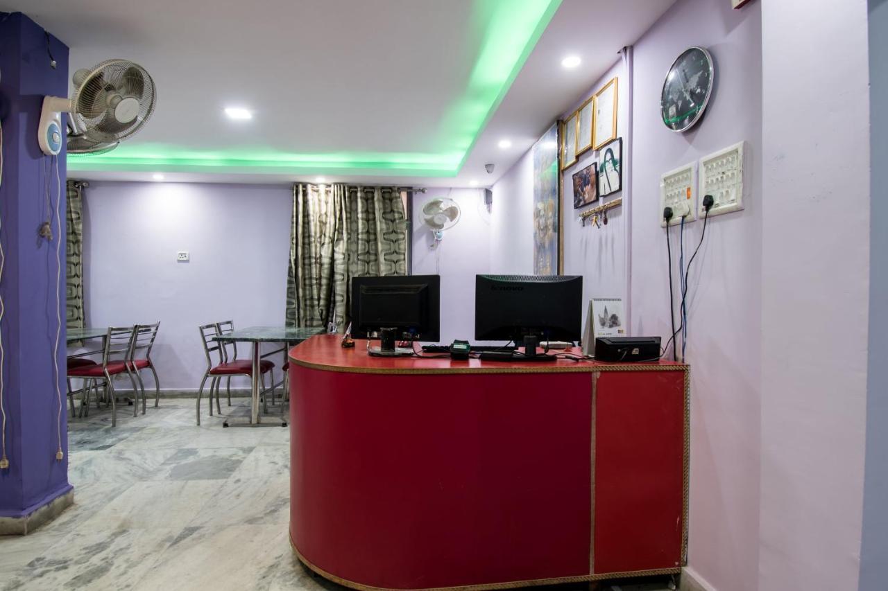 Oyo 24087 Viraj Hotel Danapur Екстериор снимка