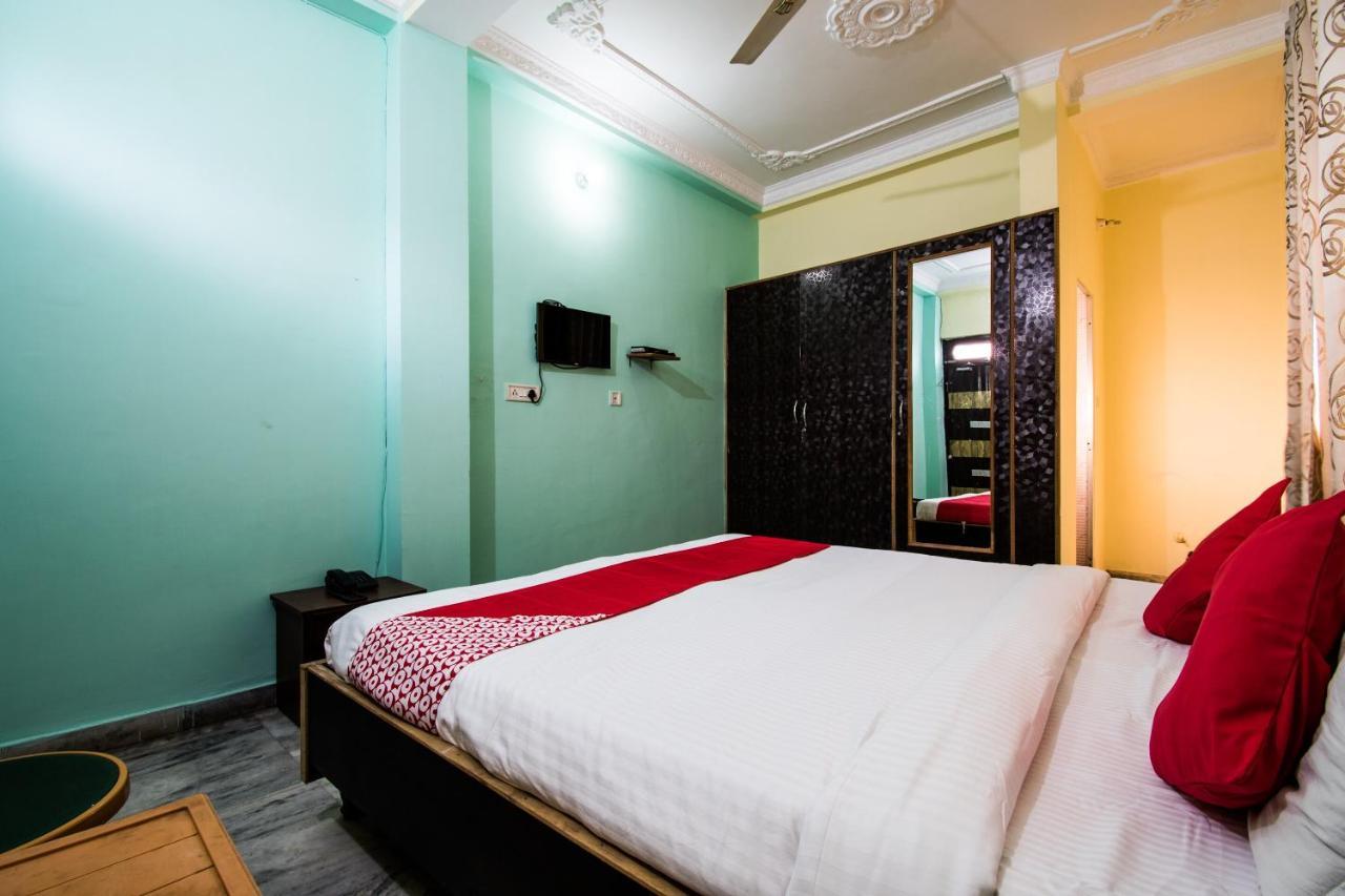 Oyo 24087 Viraj Hotel Danapur Екстериор снимка