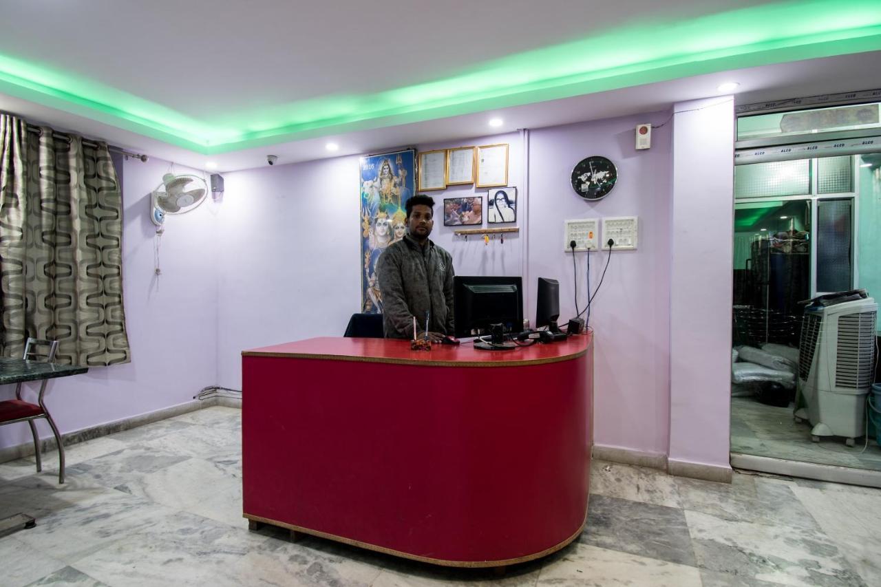 Oyo 24087 Viraj Hotel Danapur Екстериор снимка